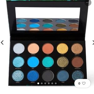 Cenote Hipdot Eyeshadow Palette